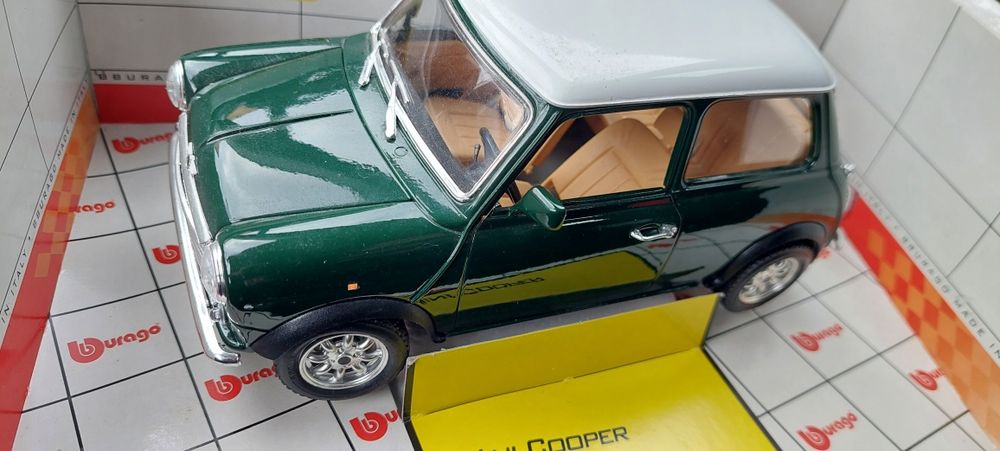 Model 1:18 Mini Cooper Bburago