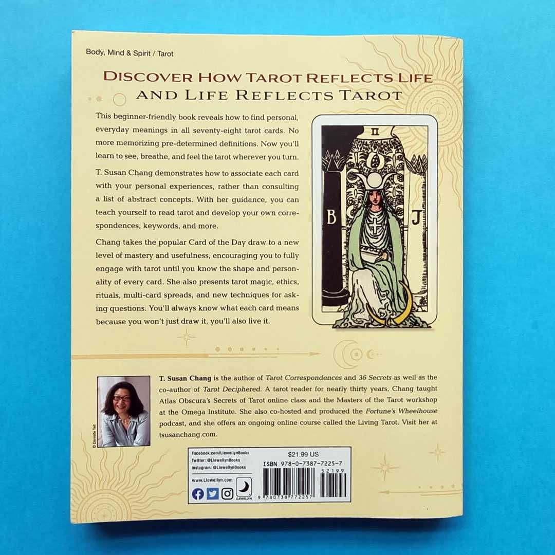 Livro "The Living Tarot" - T. Susan Chang