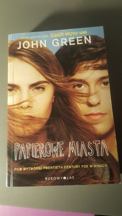 ,,Papierowe miasta" John Green