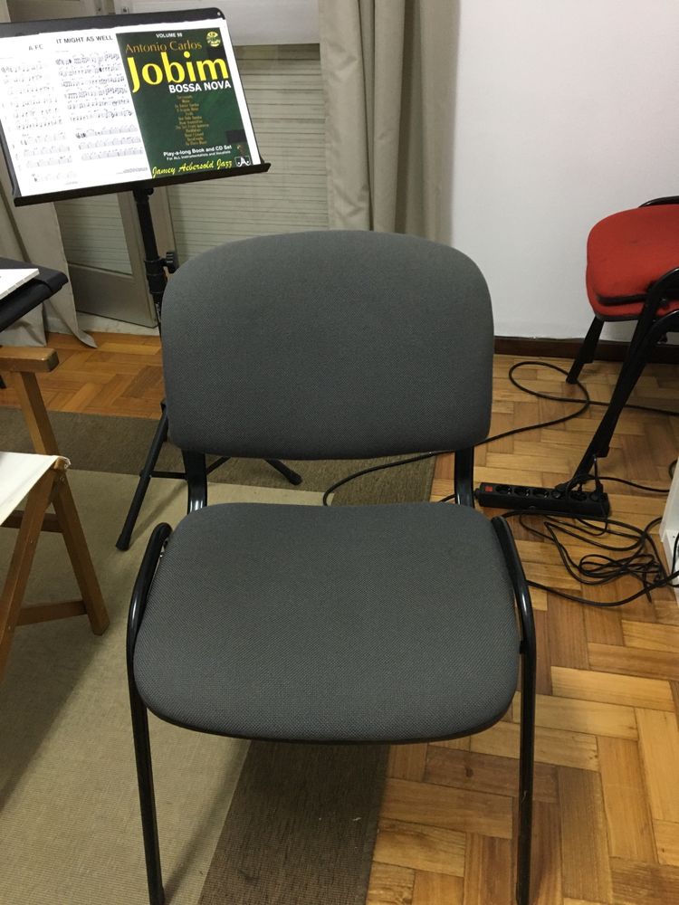 Cadeiras de escritório/reunião
