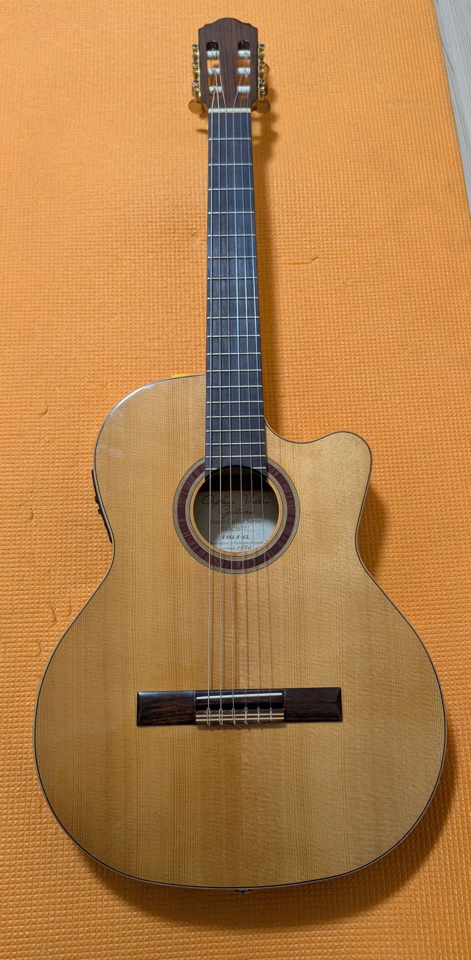 Гитара Классическая  с подключением Kremona Rondo R65CW-TL Cutaway