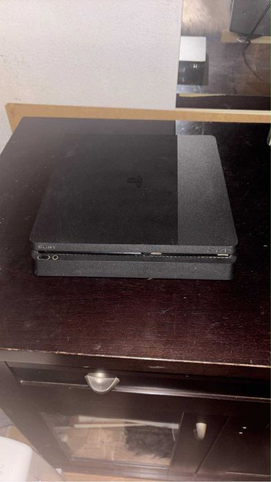 playstation 4 slim