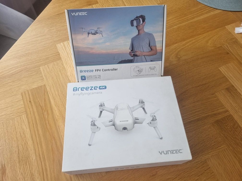 Dron FPV Yuneec breeze 4K pełen zestaw