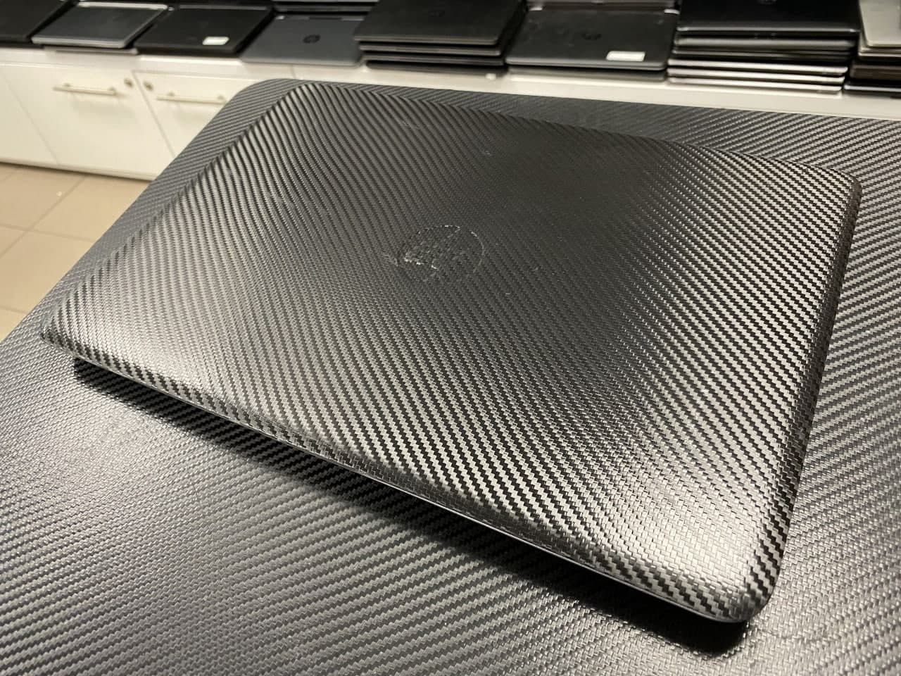 HP EliteBook 840 G3 14″ i5-6300U/512SSD/8GB/FHD