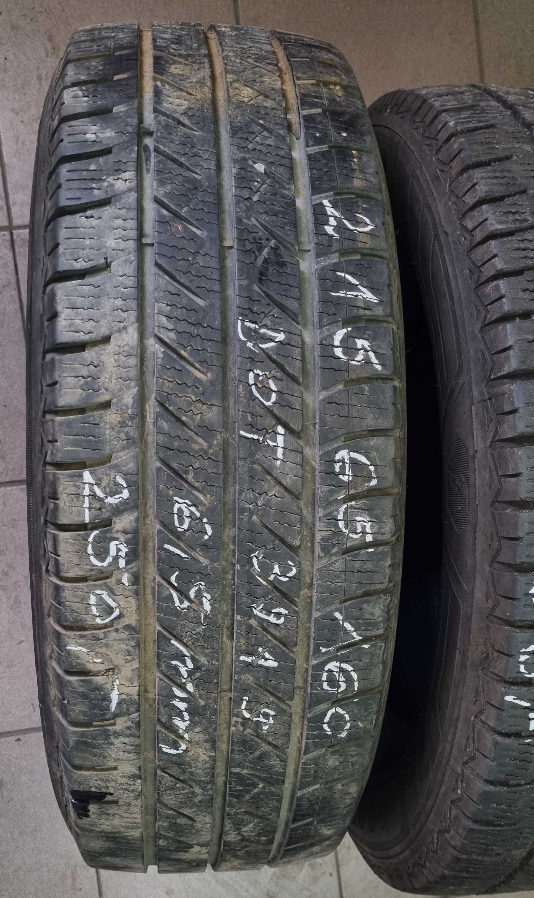 215//65R16C Goodyear Vector 4 Season Cargo Wielosezonowe