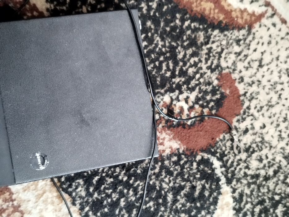 Odtwarzacz kasetowy z czasów PRL-u