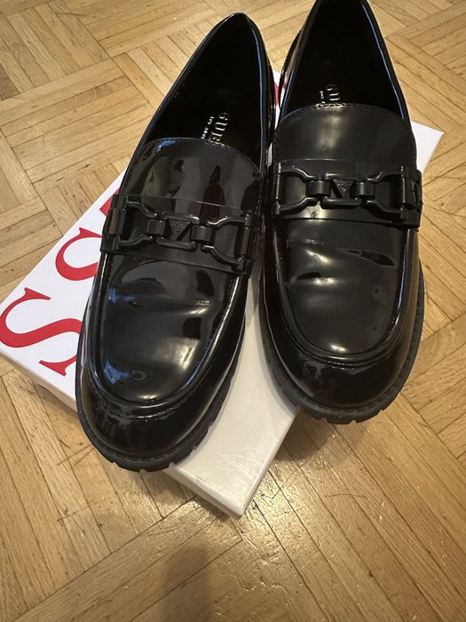 Guess buty r.38 Nowe