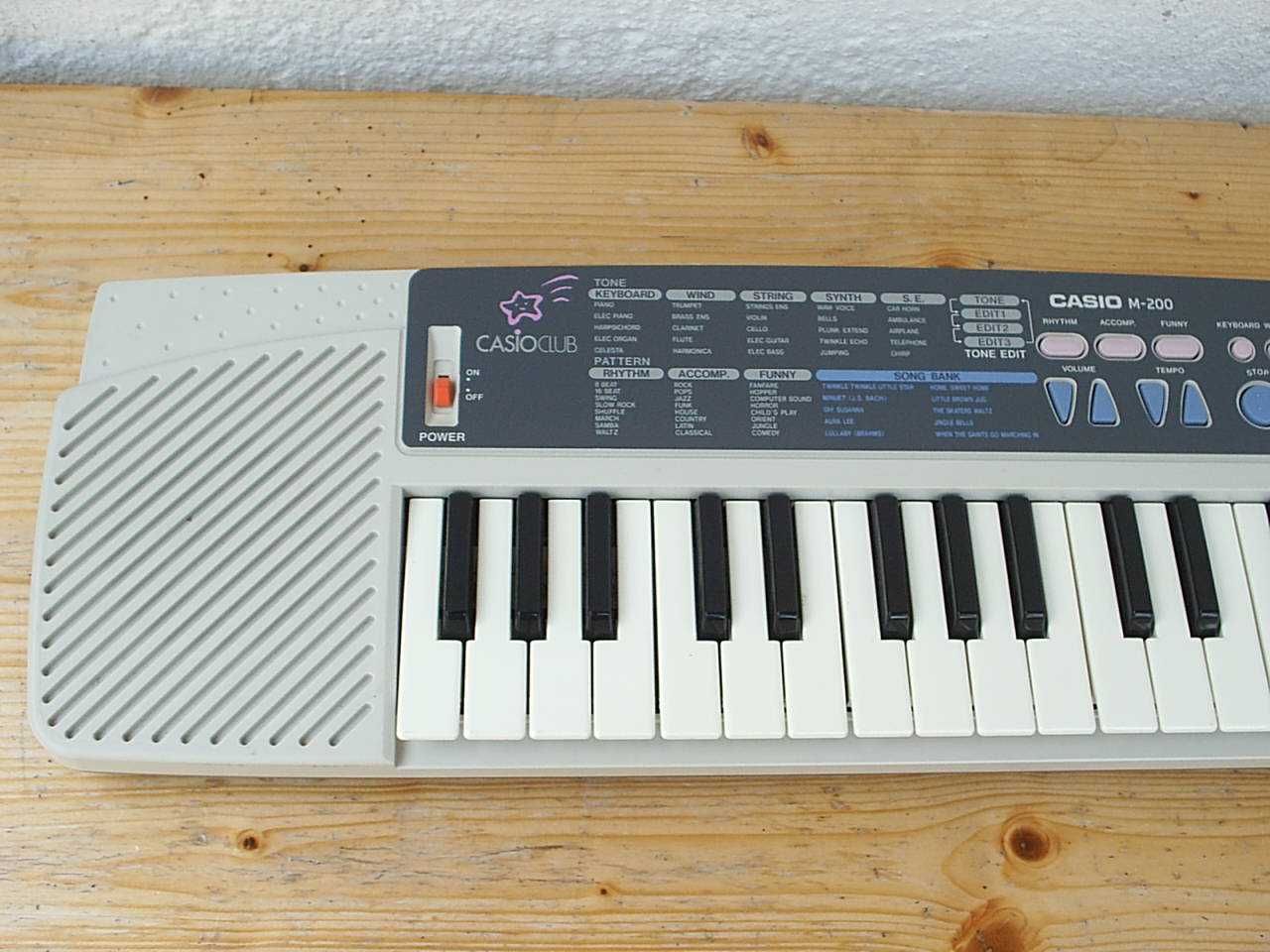 Keyboard dla dziecka Casio M-200