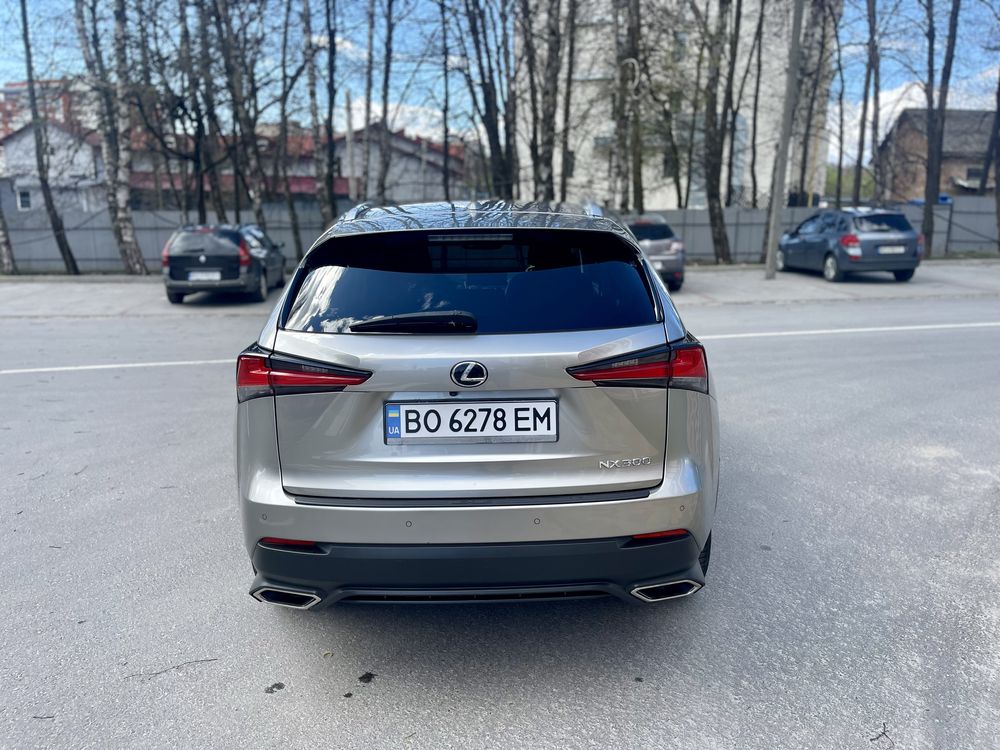 Lexus NX 300 максимальна комплектація