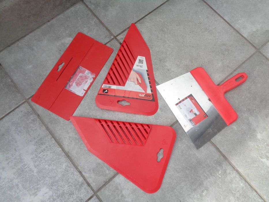 Akcesoria do tapetowania - szpachla - paca