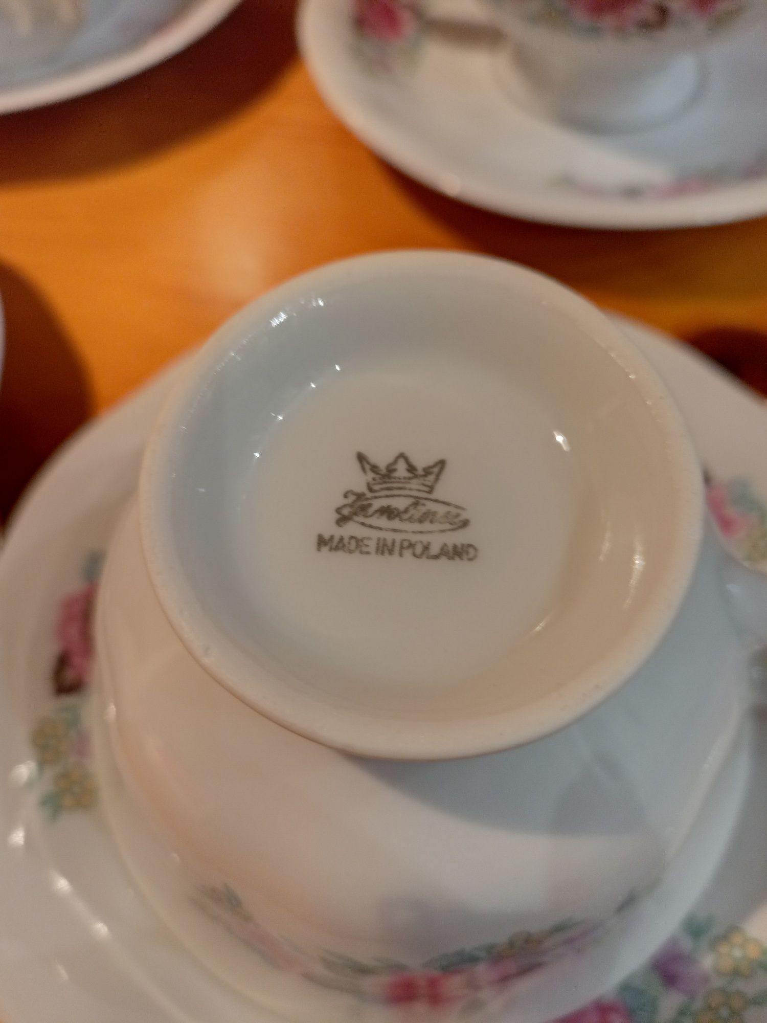 Porcelana Karolina