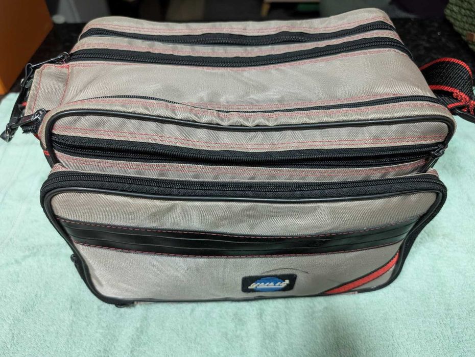 Canon AV-1 + Lente FD + Teleconversor + Filtro UV + Bolsa