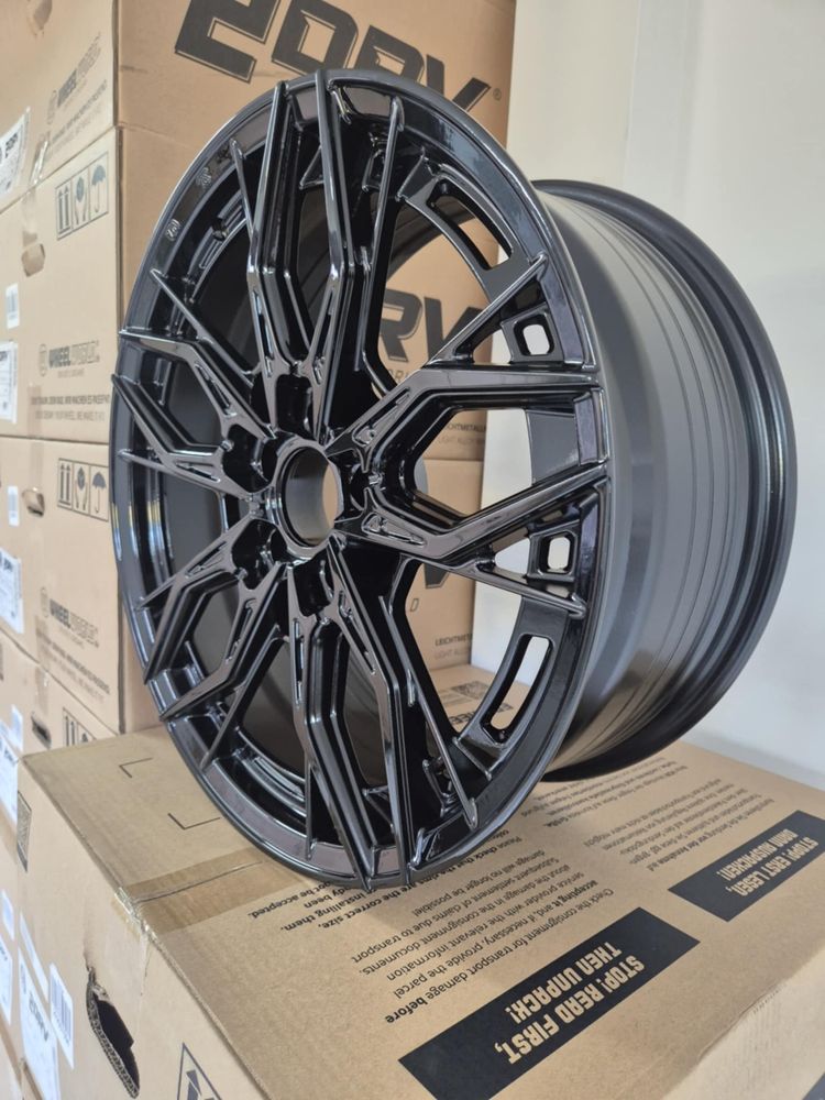 Komplet felg WRATH WHEELS 18’’ 5x112 ET38 NOWE Audi A4, BMW 5, VW Golf