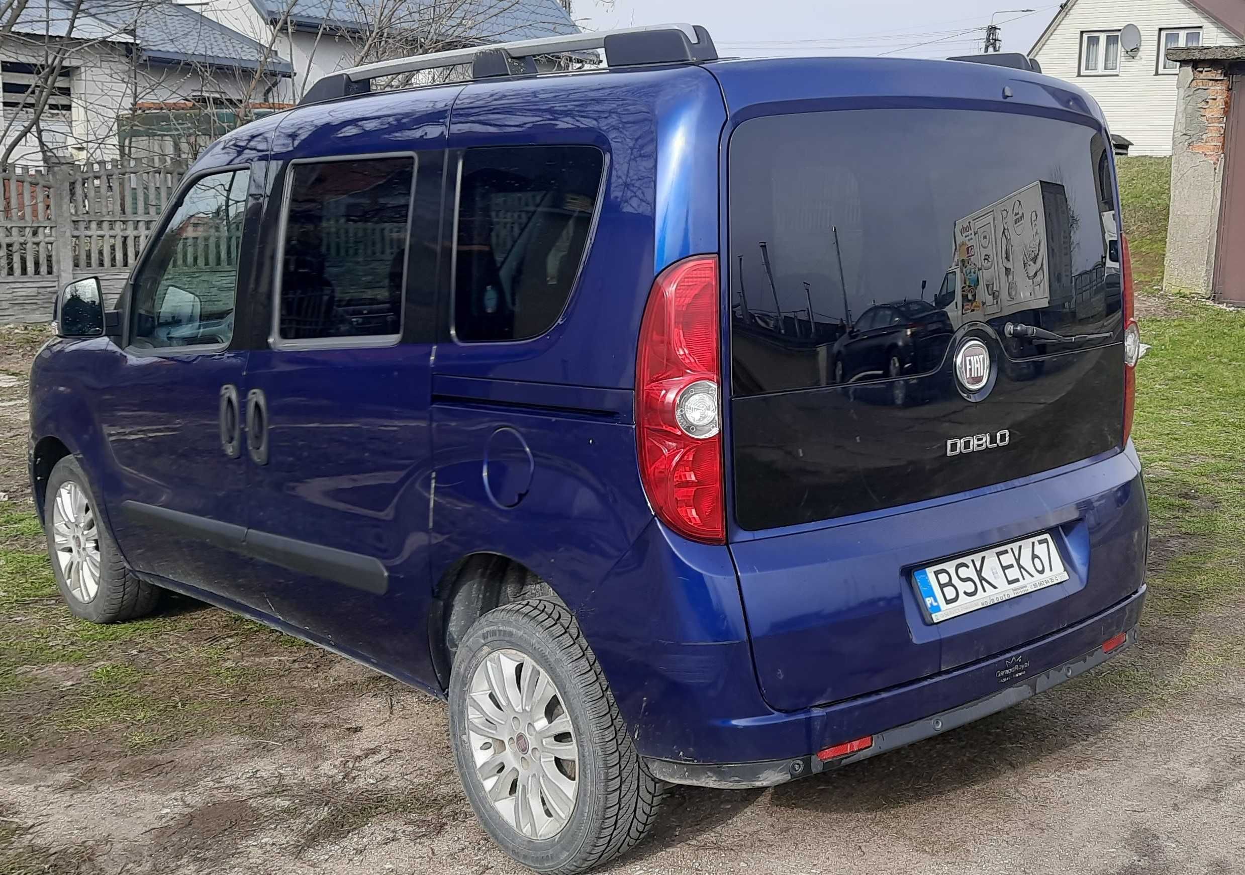 bogato wyposażone Doblo 1,6