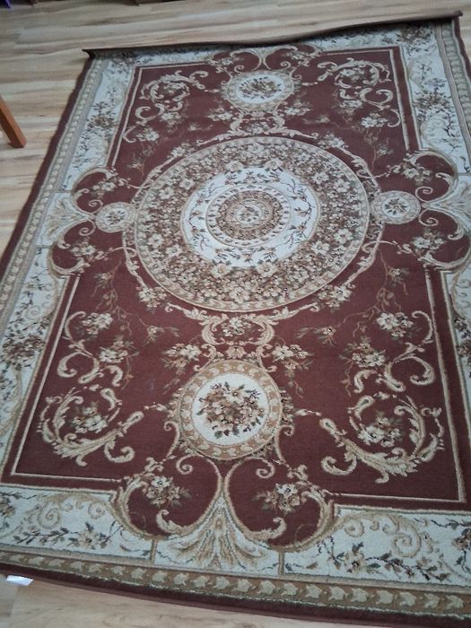 Dywan 220/160cm piękny,duzy