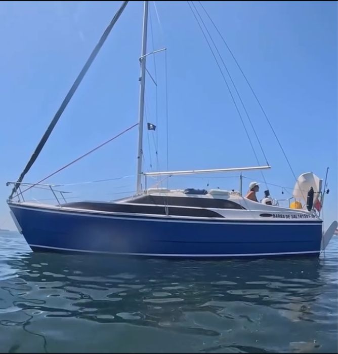 Veleiro mcgregor 26 ‘de 2011 ,yamaha 50 cv  atrelado rodado duplo