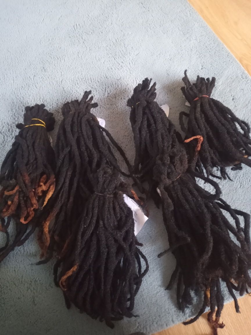Rastas 100% Natural , temos tamangos médios e longo