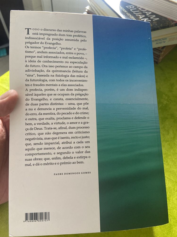 LIVRO NOVO  NUNCA USADO RETALHOS DA MINHA VIDA
