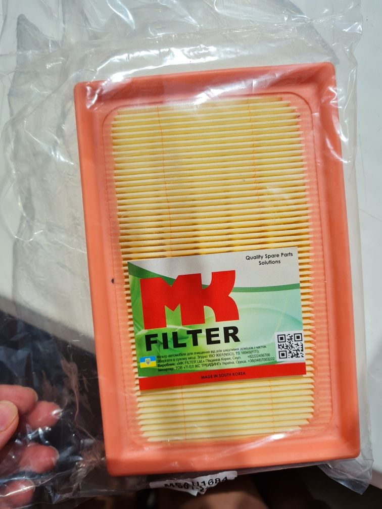Фильтр воздушный MK filter MFAU1684 для Toyota prius C