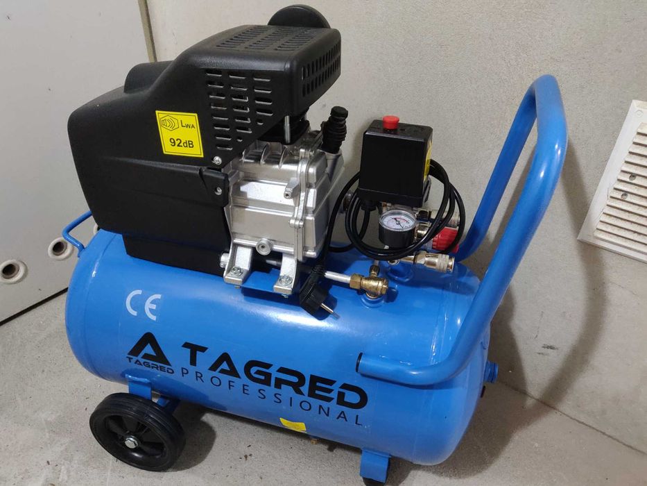 Kompresor olejowy 50L Tagred z dodatkami