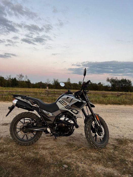 Продам мотоцикл текен 250
