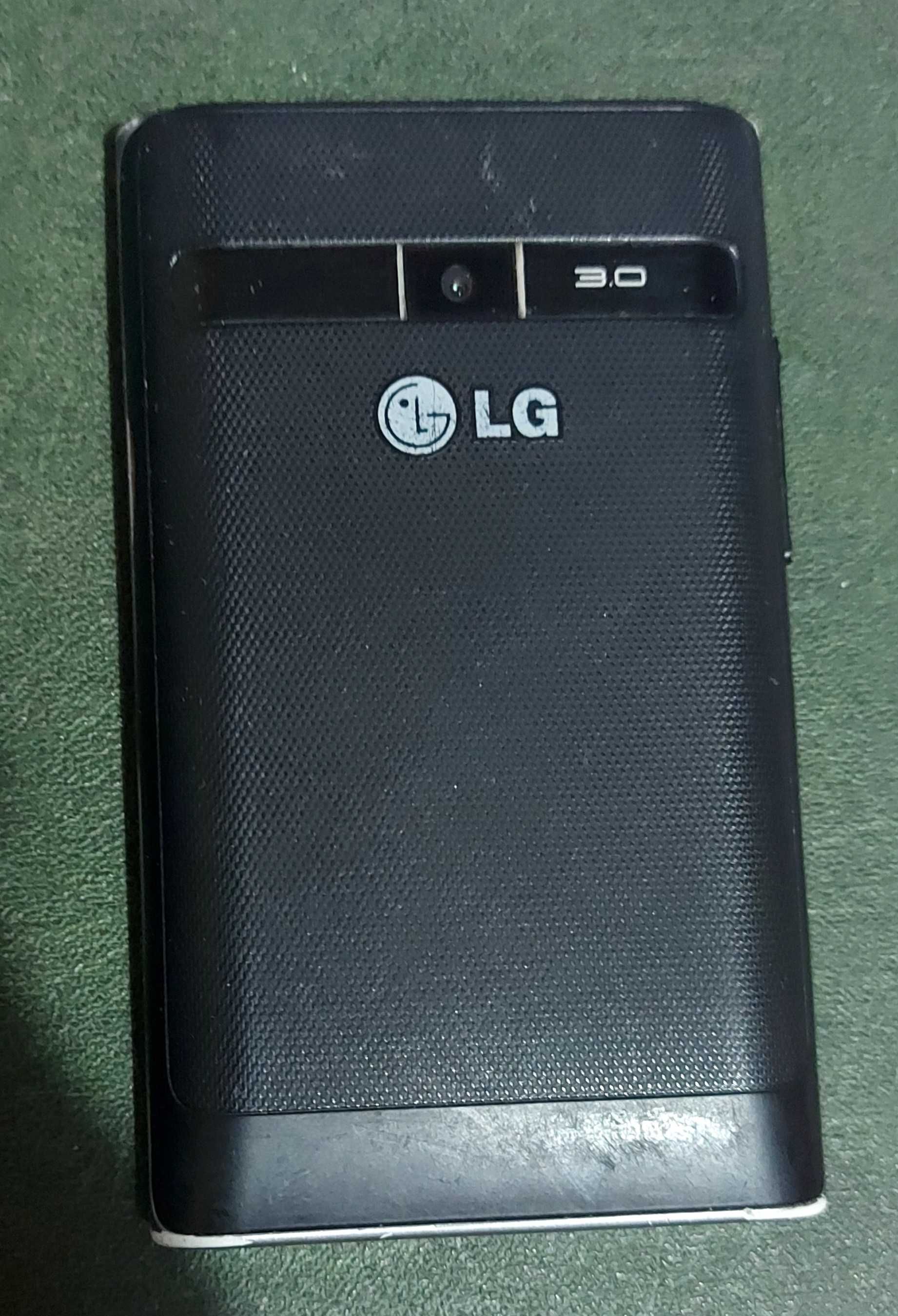 телефон LG в отличном состоянии