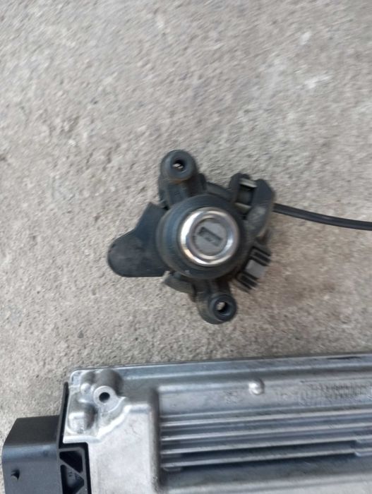 Блок управления двигателя, комплект замків BMW e60 3.0D m57n 7794218