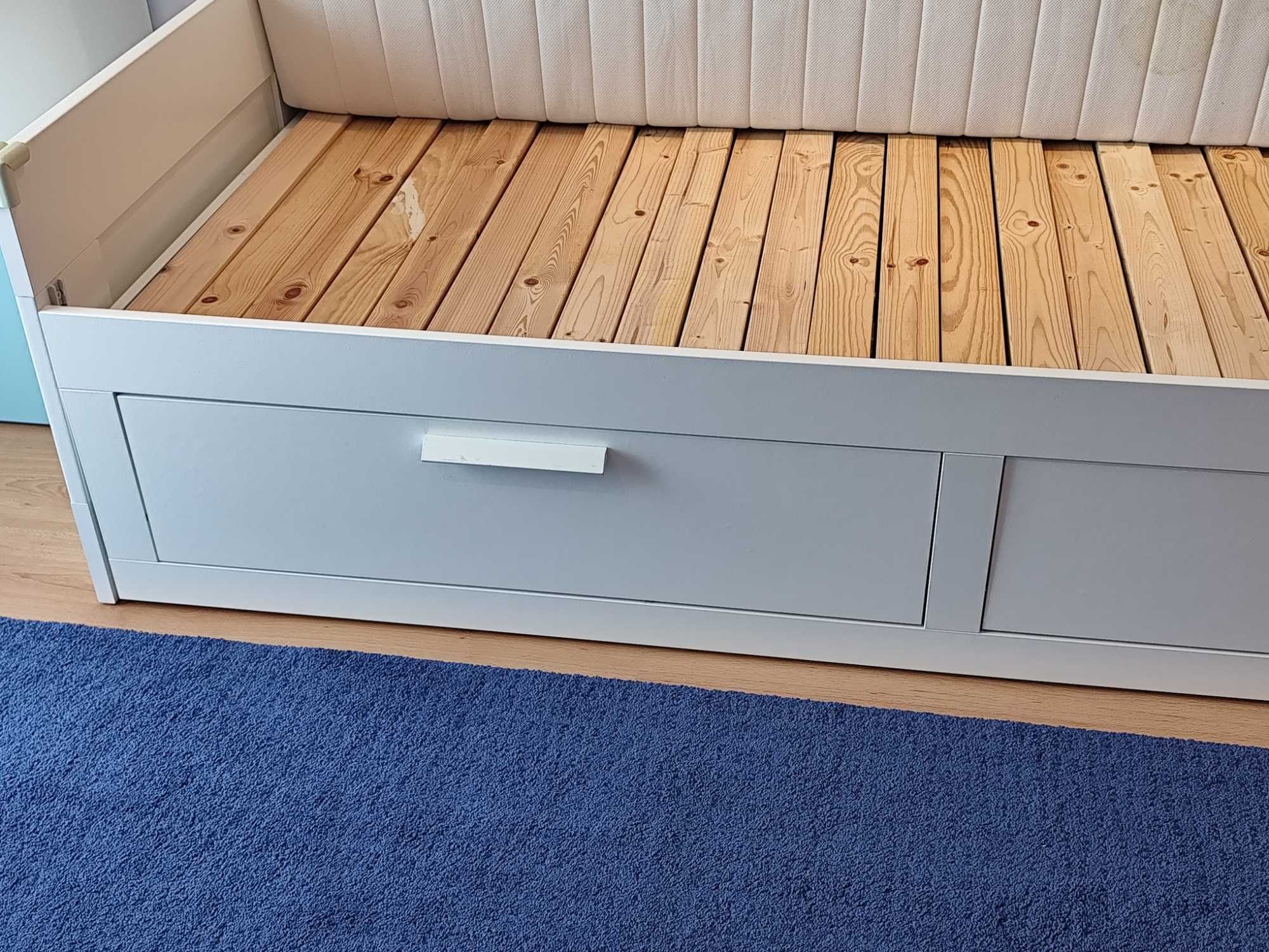 Cama Brimnes individual /dupla 2 gavetas IKEA