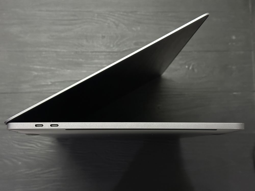 MAГAЗИН MacBook Pro 16 2019 i9/16gb/1tb/5500m Trade-In/Bыкyп/Oбмeн
