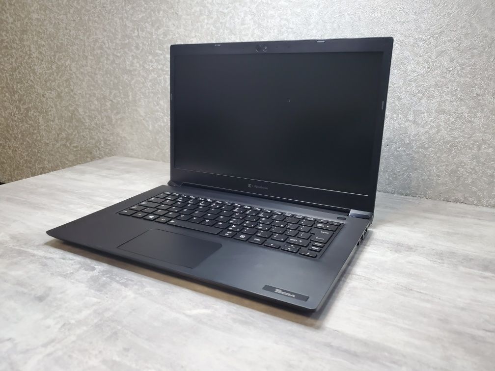 Ноутбук Toshiba dynabook на 10му поколінні Intel