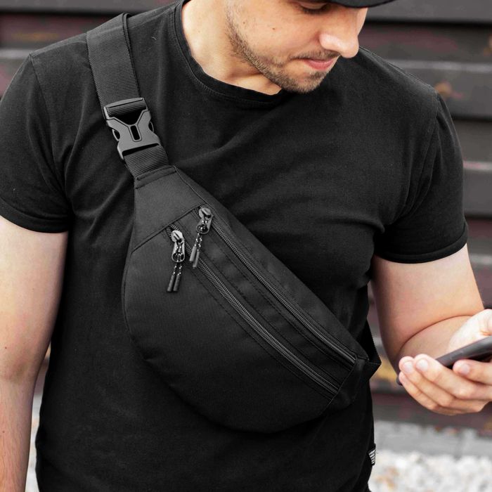 Містка поясна сумка (бананка) Saturn через плече чорна тканинна