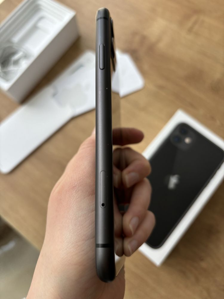 Iphone 11 64 g стан 9/10