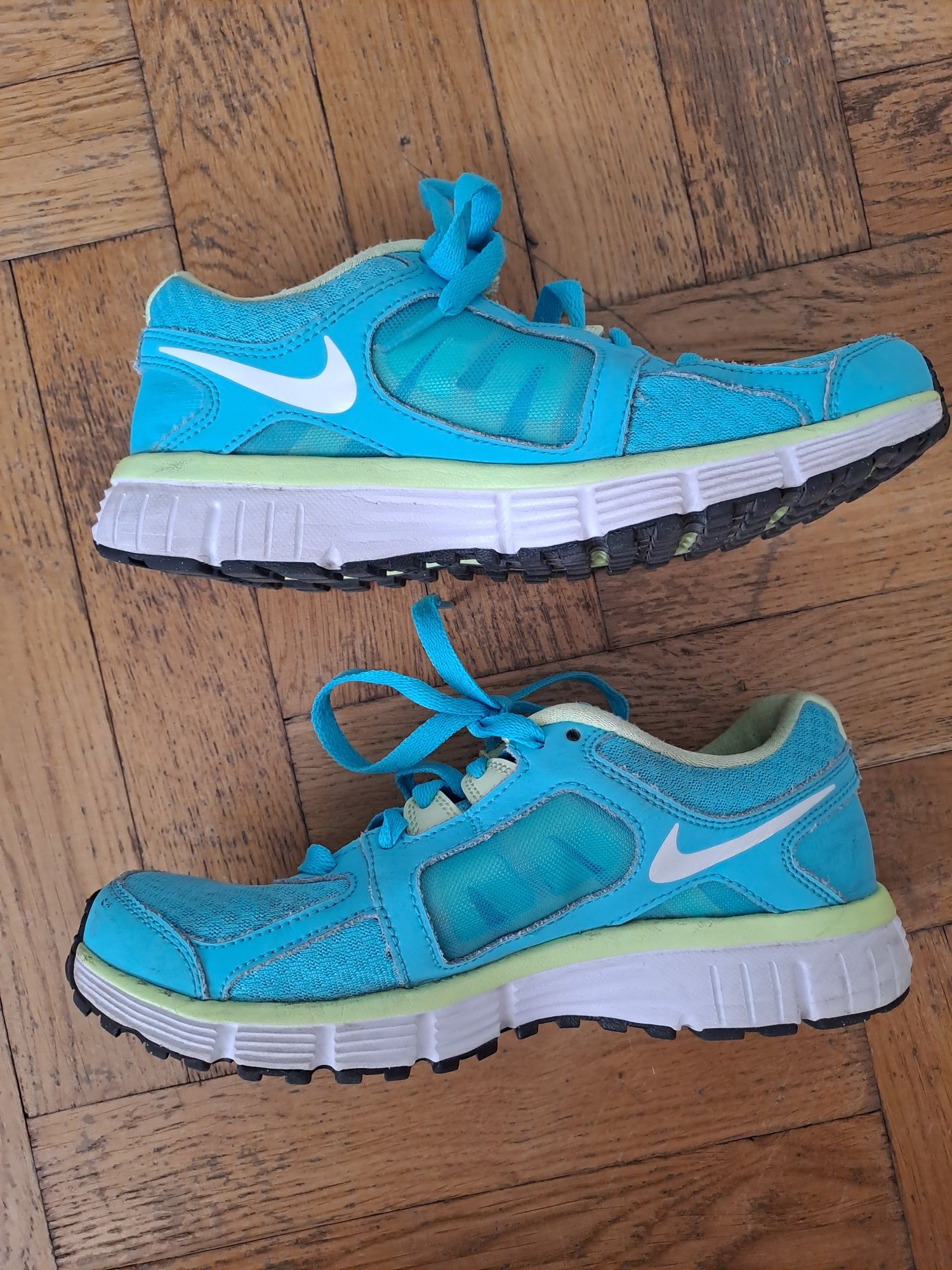 Nike Dual Fusion ST2 rozm. 36,5