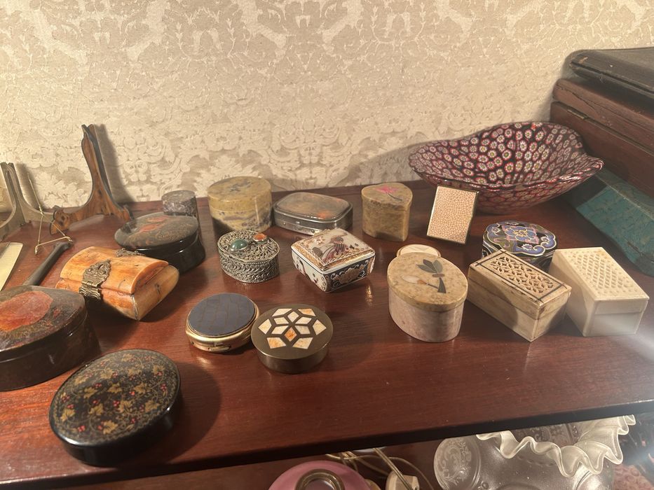 varias caixas vintage