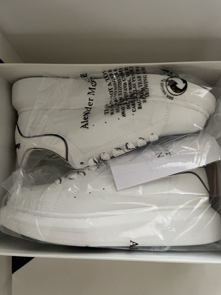 Alexander MCQUEEN