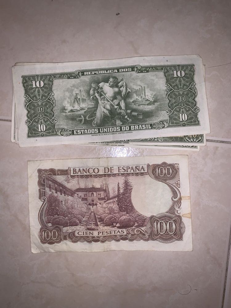 Moedas e notas antigas