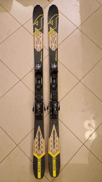 Narty Nordica NRGY 90 177cm z wiązaniami ADV - all mountain