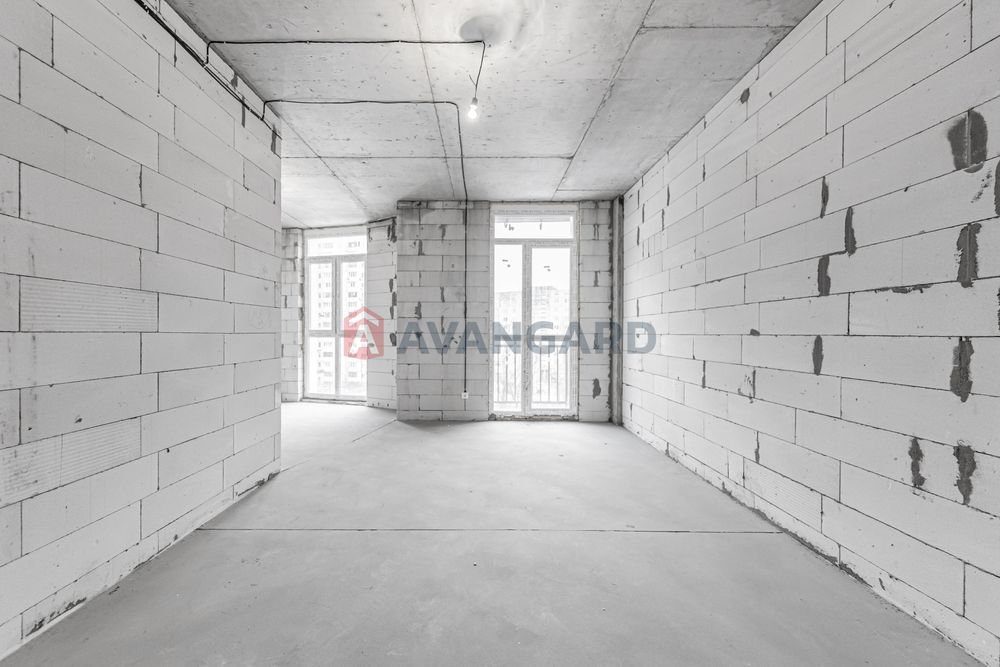 Продаж 2х кімн. кв. 76.4м2 вул. Д. Луценка 2в