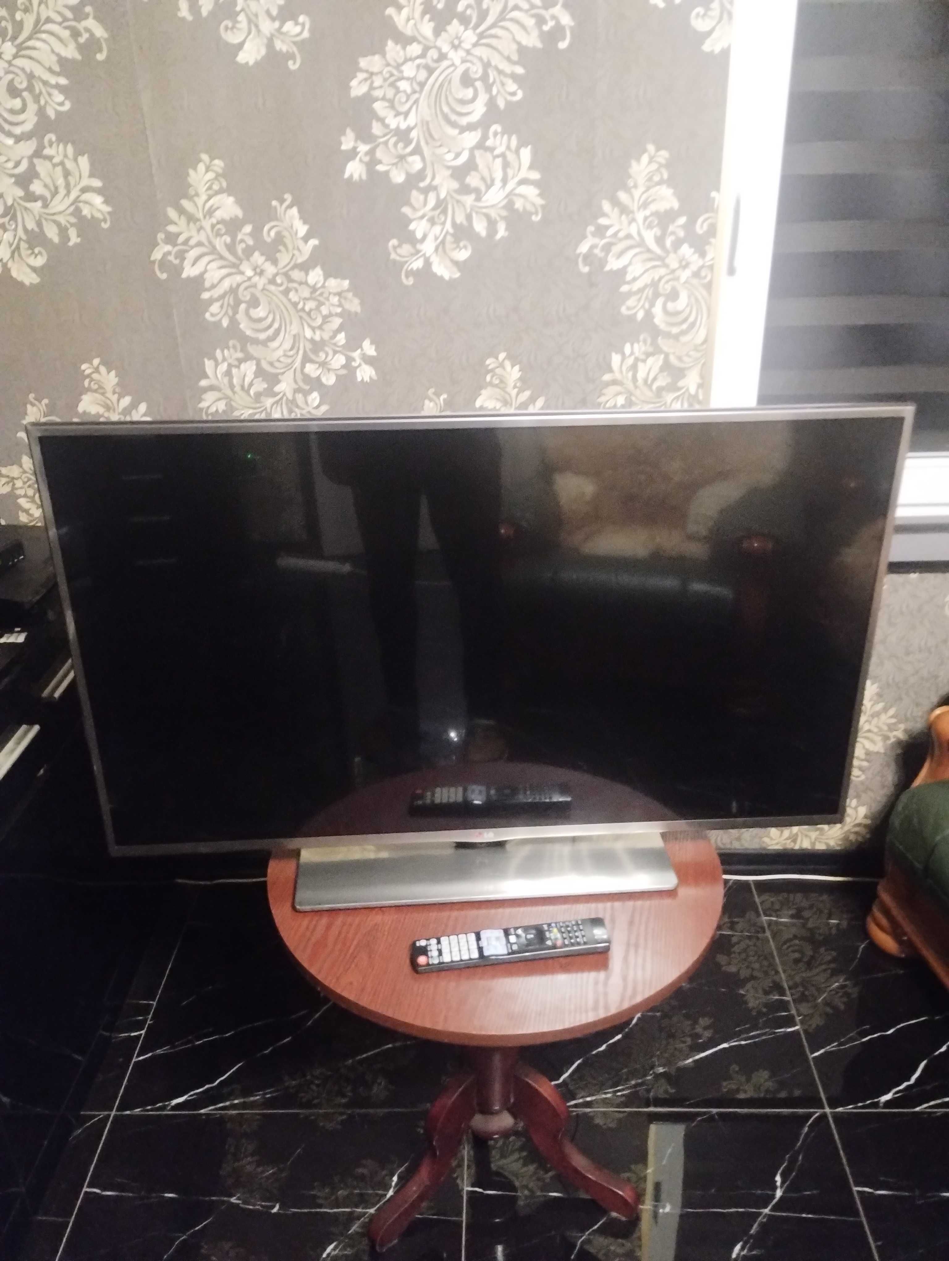 Telewizor LG 42" LED TV SMART 3D DVB-T2 HEVC 3xHdmi 3xUsb STAN BDB  !