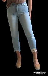 Jeansowe spodnie Hollister