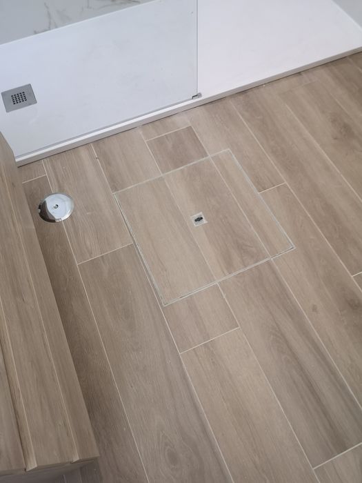 Pedreiro polivalente disponível