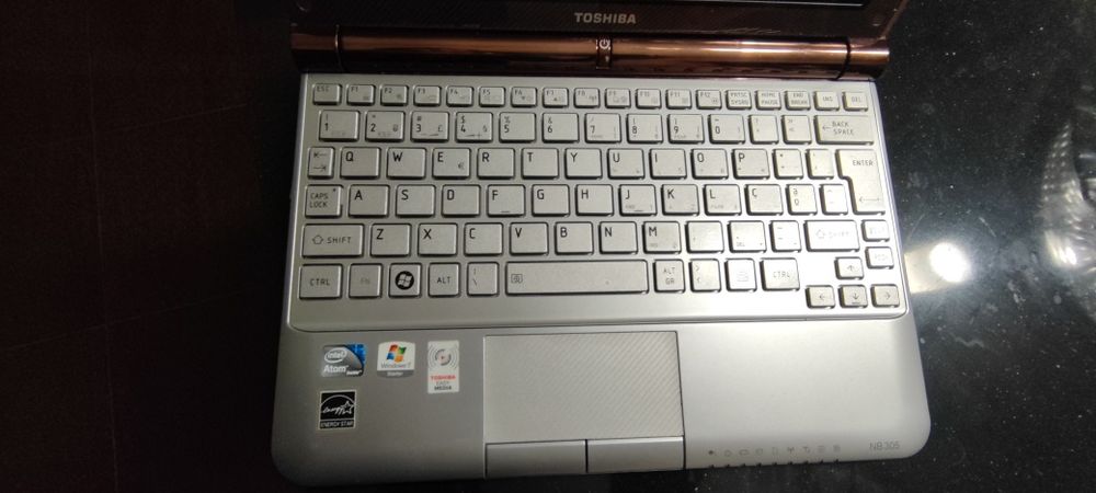 Toshiba NB305-10F Laptop for Parts64737841427458122