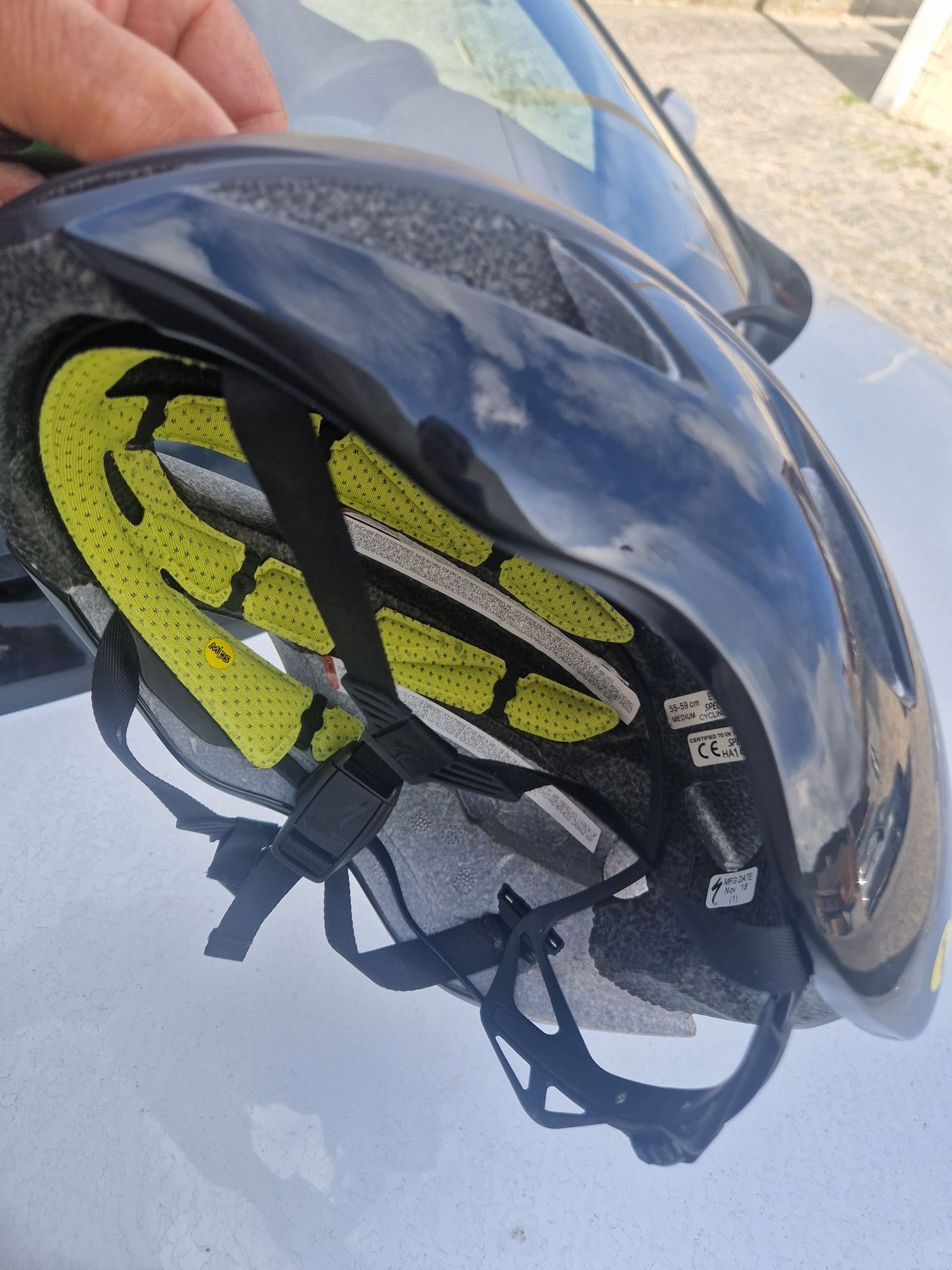 Capacete de bicicleta marca specialazer