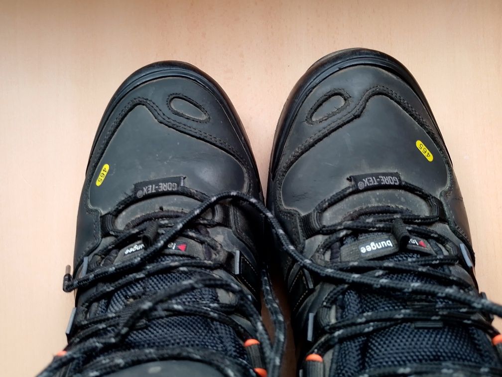 Ботинки Adidas супер