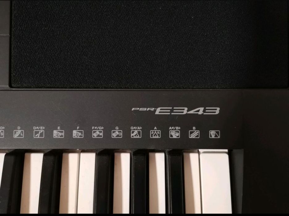 Синтезатор Yamaha PSR e 343