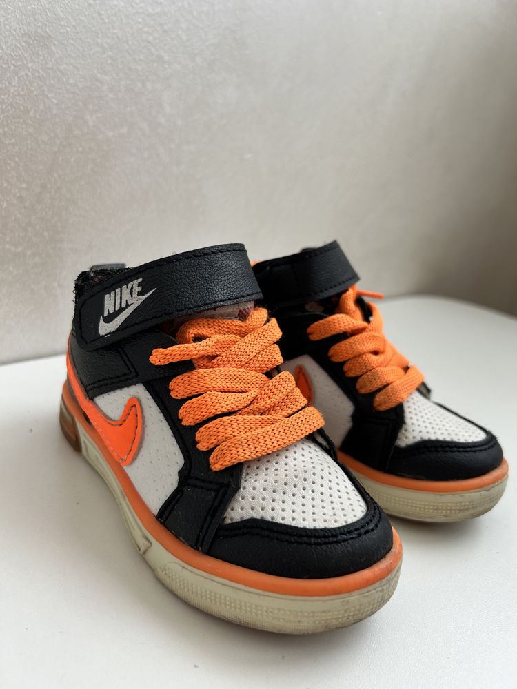 Кросівки Nike