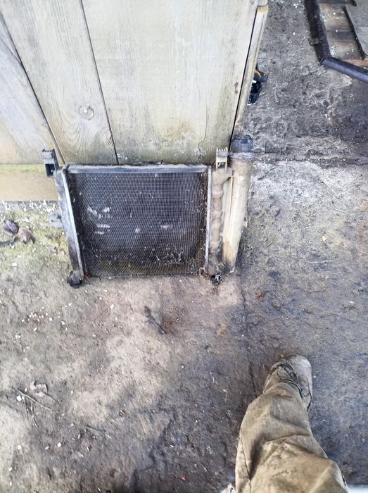 Продам радіатор Фіат уно