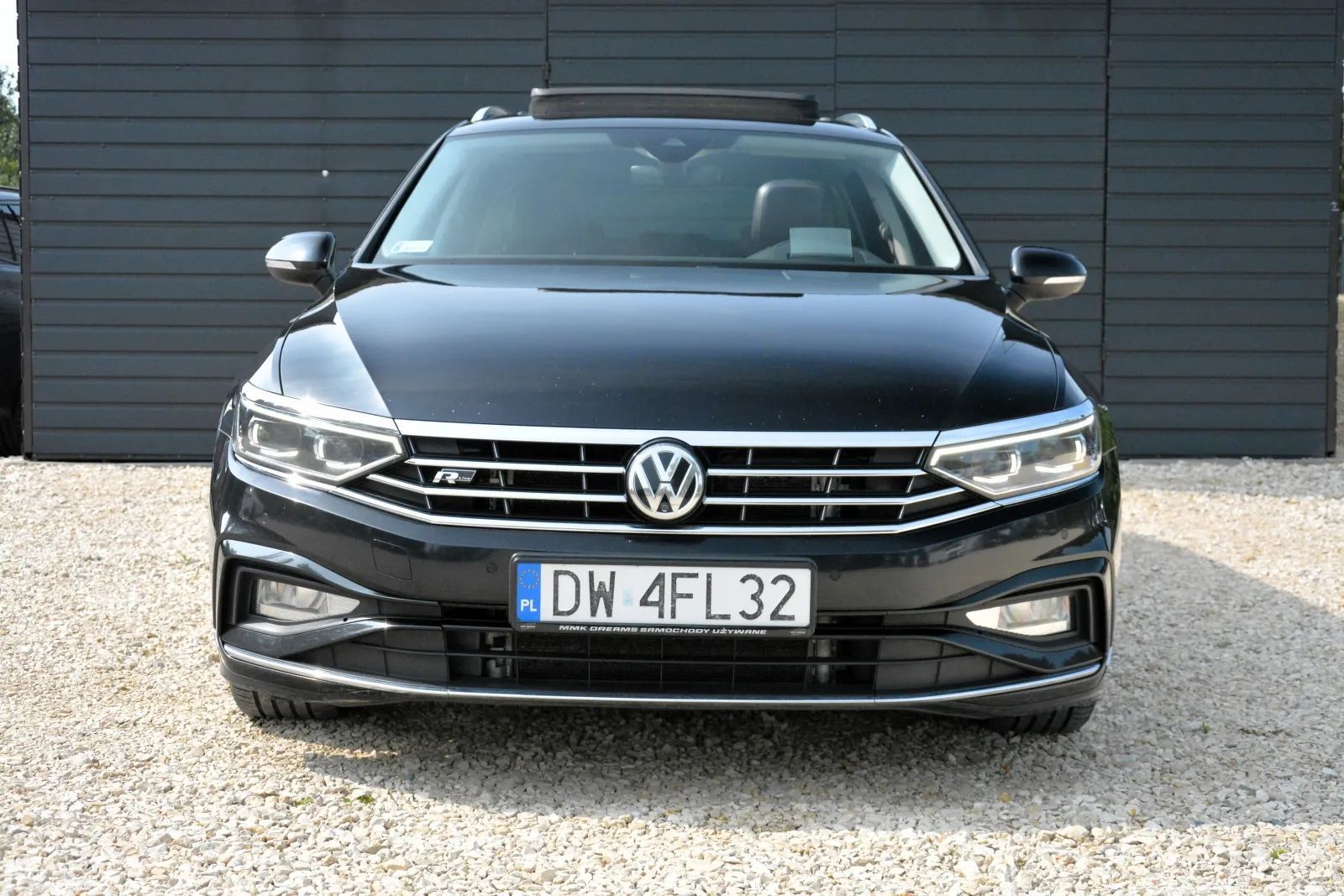 Volkswagen Passat R-Line 2.0 TDI 240KM 4Motion Panorama Kamera 360 IQ.Led Dynaudio FV23%
