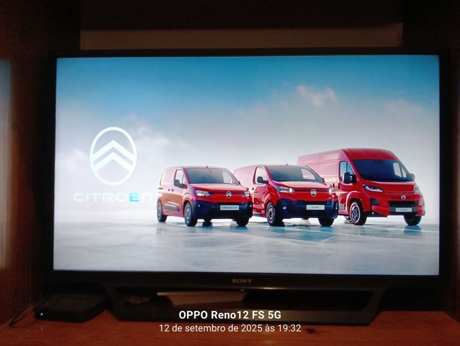 Smart TV Android SONY_32"_Ecran 81cm
Tamanho- 32" (81 cm na diagonal d