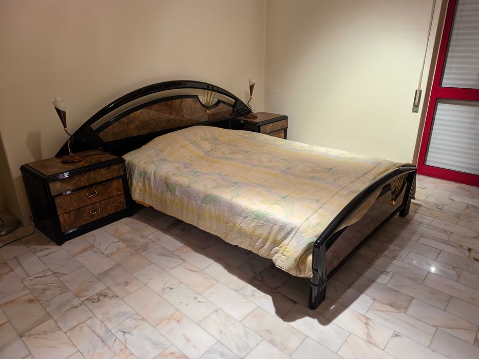 Mobilia de quarto sem uso